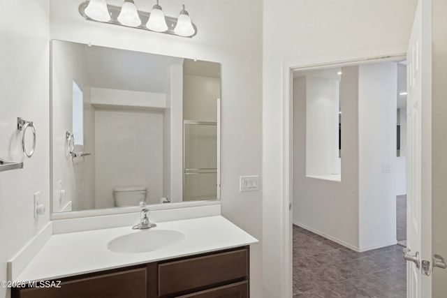 4162 N Thurston Ln Unit 100, Tucson, AZ 85705