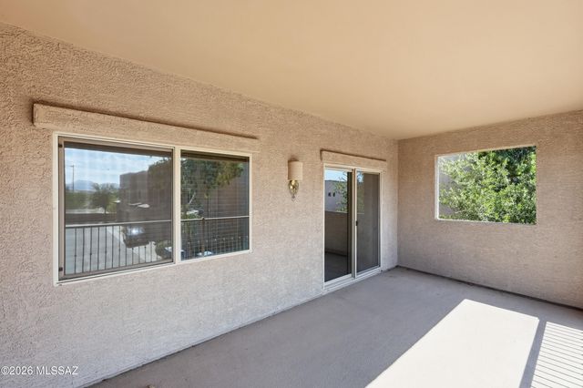 4162 N Thurston Ln Unit 100, Tucson, AZ 85705