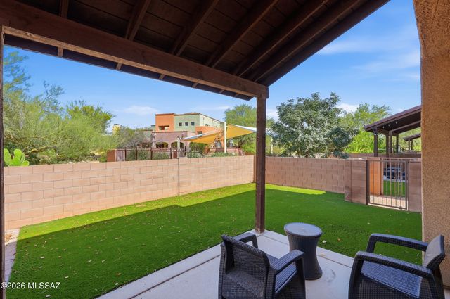 4162 N Thurston Ln Unit 100, Tucson, AZ 85705