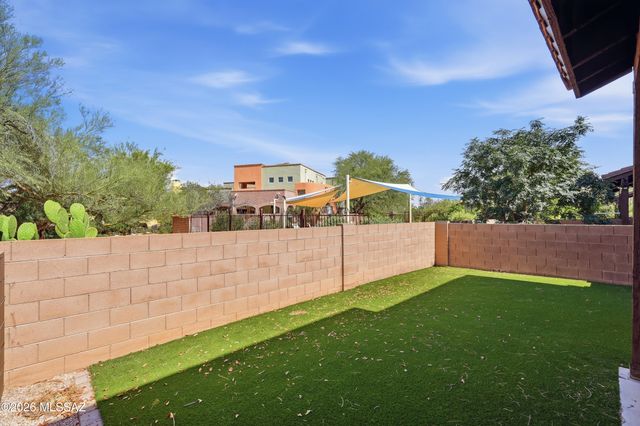 4162 N Thurston Ln Unit 100, Tucson, AZ 85705