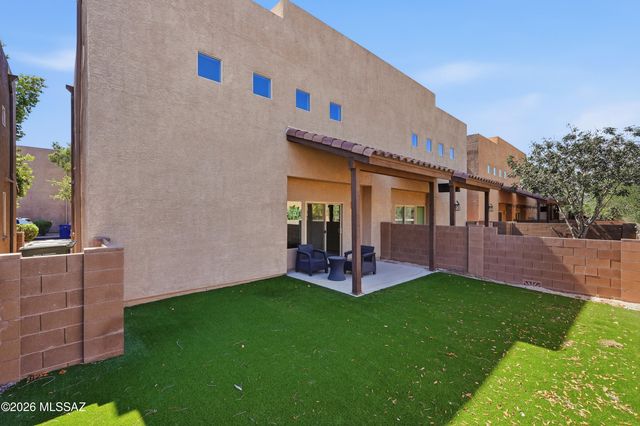 4162 N Thurston Ln Unit 100, Tucson, AZ 85705