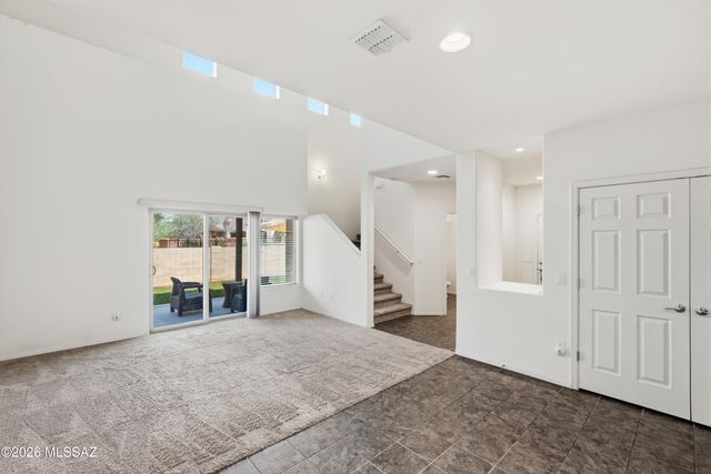 4162 N Thurston Ln Unit 100, Tucson, AZ 85705