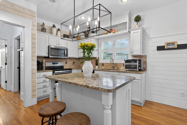 2537 Dressage Way, Lexington, KY 40504
