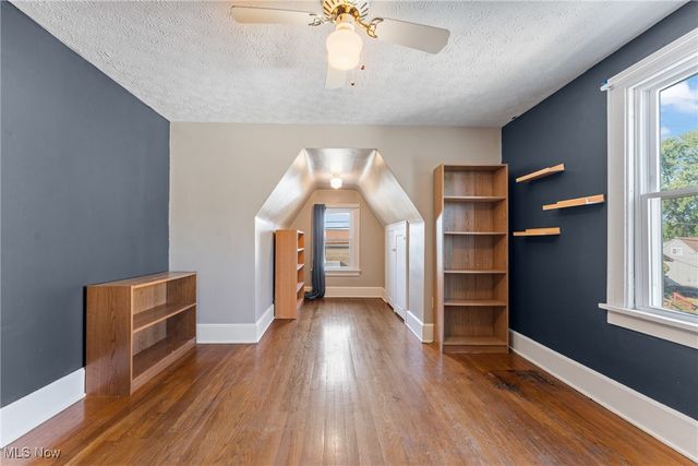 406 Hower Street NE, North Canton, OH 44720