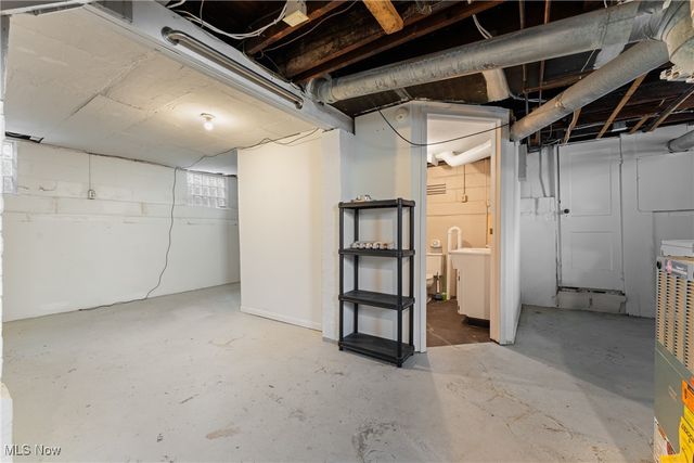 406 Hower Street NE, North Canton, OH 44720