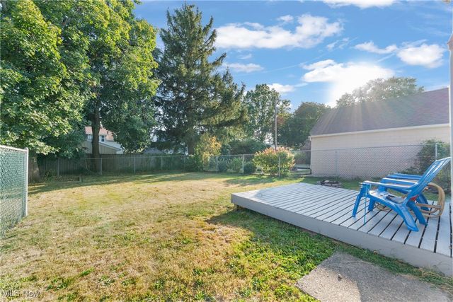 406 Hower Street NE, North Canton, OH 44720