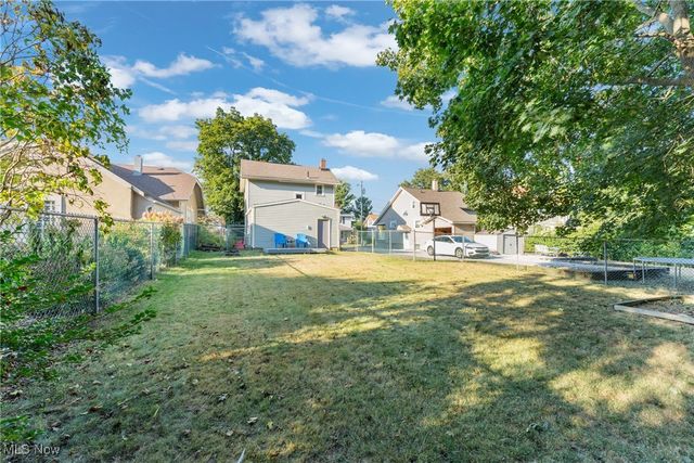 406 Hower Street NE, North Canton, OH 44720