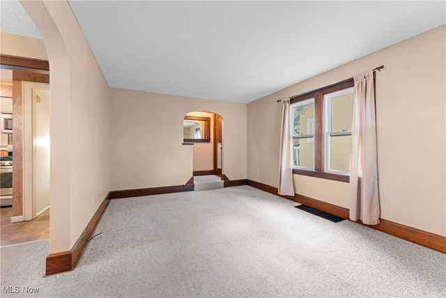 406 Hower Street NE, North Canton, OH 44720