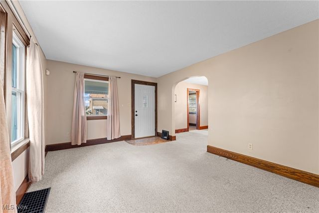 406 Hower Street NE, North Canton, OH 44720