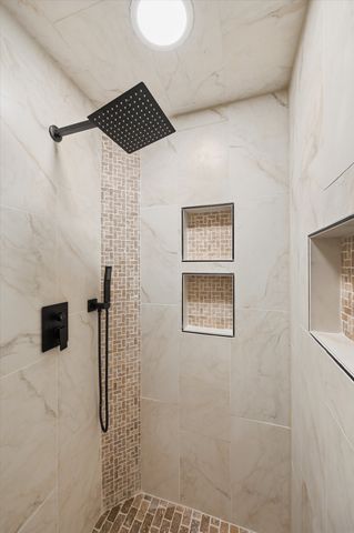 2804 Bent Tree Lane, Arlington, TX 76016