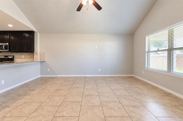 8126 Carillon Way, Rosharon, TX 77583
