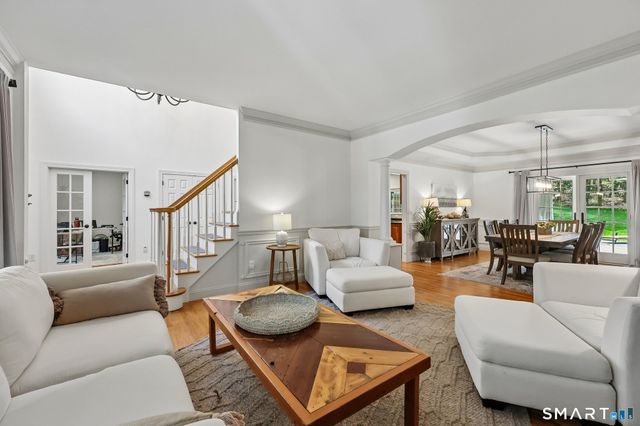 3E East Lake Road, Danbury, CT 06811