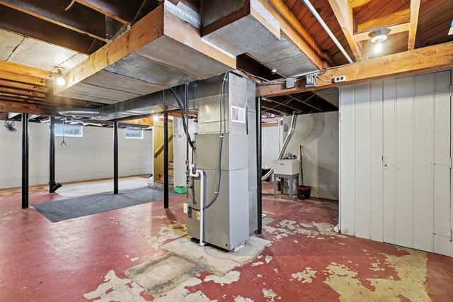 905 N Dewitt Street, Bay City, MI 48706