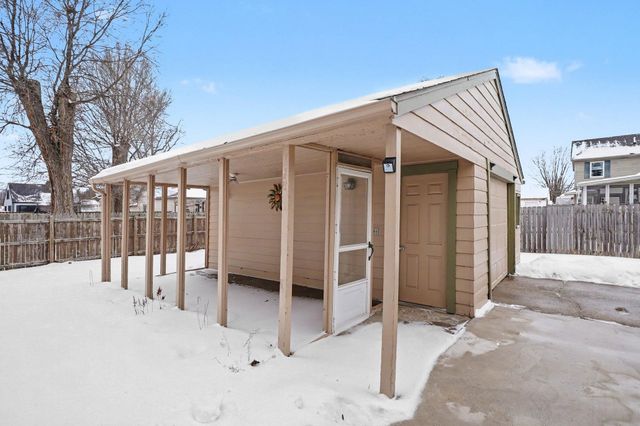 905 N Dewitt Street, Bay City, MI 48706