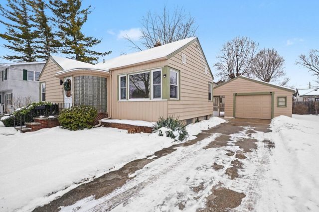 905 N Dewitt Street, Bay City, MI 48706