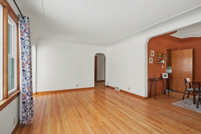 905 N Dewitt Street, Bay City, MI 48706