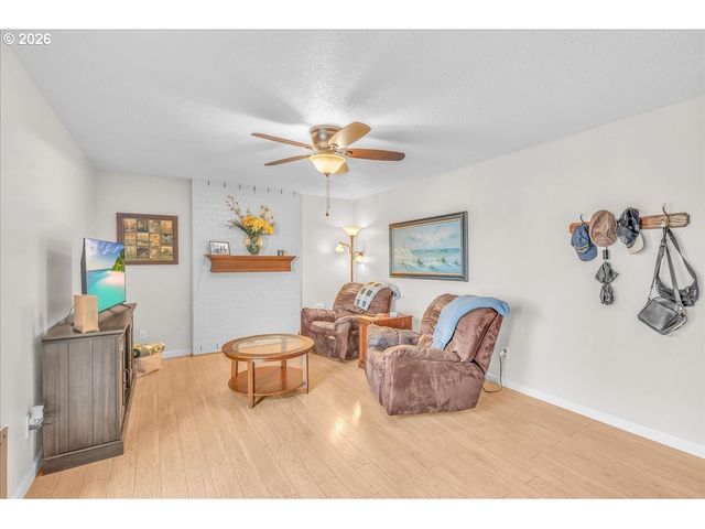 1380 Se 64TH Ct, Hillsboro, OR 97123