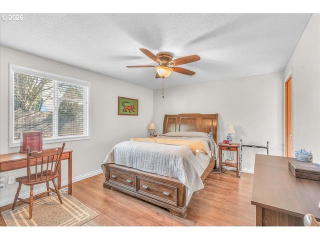 1380 Se 64TH Ct, Hillsboro, OR 97123