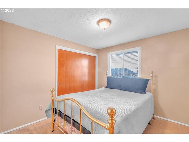 1380 Se 64TH Ct, Hillsboro, OR 97123