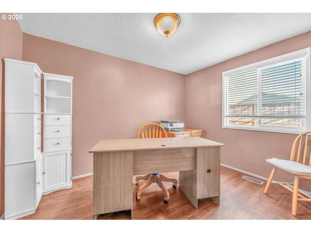 1380 Se 64TH Ct, Hillsboro, OR 97123