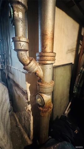 4176 Newport Court, St Louis, MO 63116