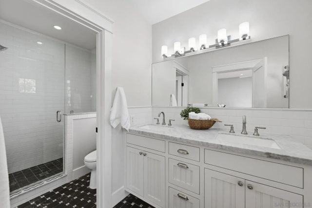 343 Palm, Coronado, CA 92118
