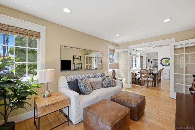 343 Palm, Coronado, CA 92118
