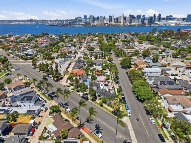 343 Palm, Coronado, CA 92118