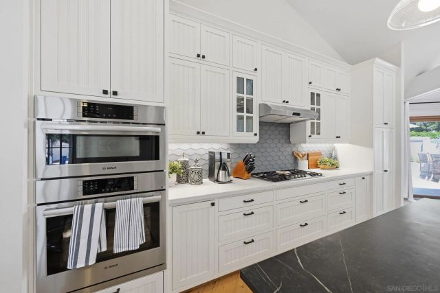 343 Palm, Coronado, CA 92118