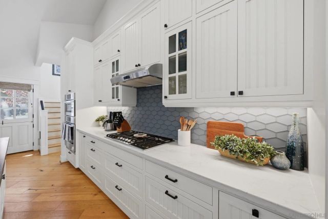343 Palm, Coronado, CA 92118