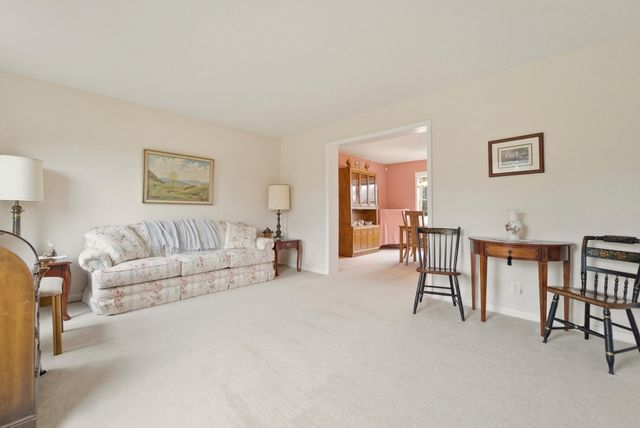 875 N High Meadow Court, Valparaiso, IN 46383