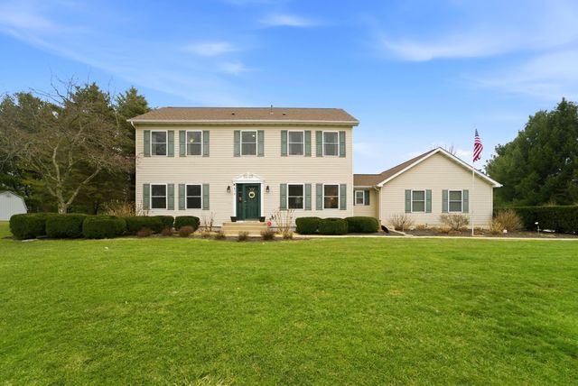 875 N High Meadow Court, Valparaiso, IN 46383