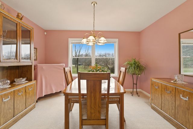 875 N High Meadow Court, Valparaiso, IN 46383