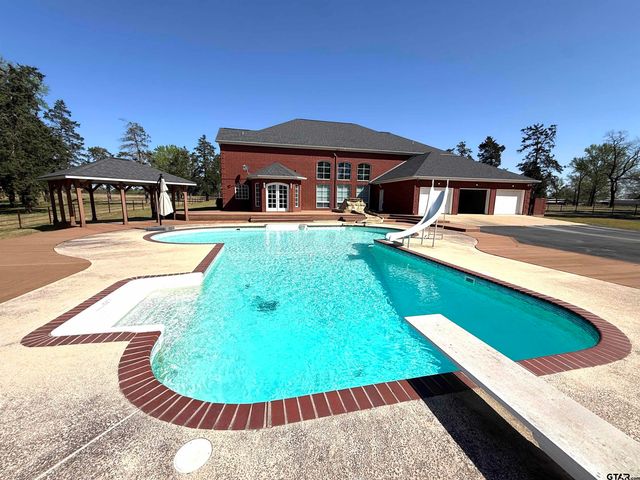890 County Road 3240, Mt Pleasant, TX 75455