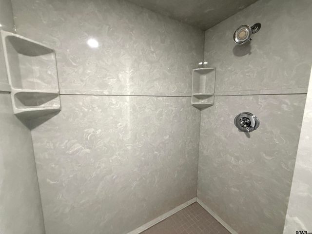890 County Road 3240, Mt Pleasant, TX 75455