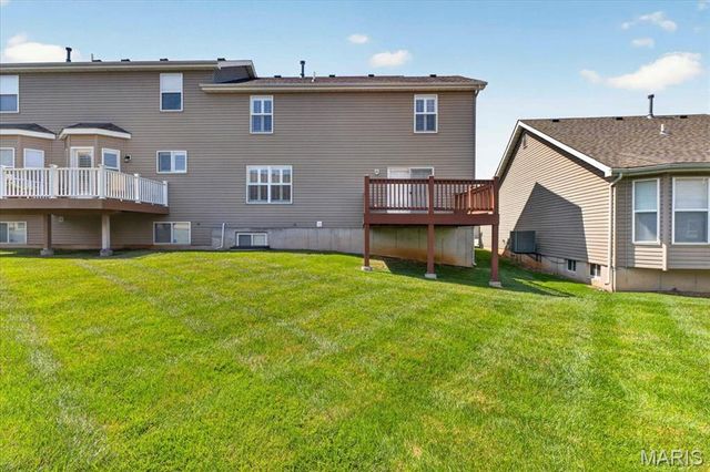 1731 Preston Centre Drive, Fenton, MO 63026