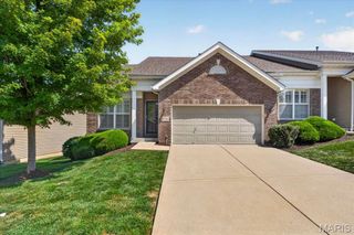 1731 Preston Centre Drive, Fenton, MO 63026