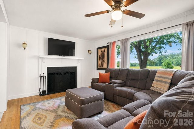 1378 NC 182 Highway, Lincolnton, NC 28092