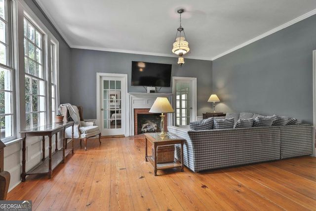 201 Maple Drive, Hogansville, GA 30230