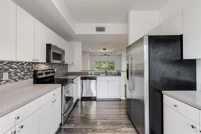 8900 NE 8th Avenue 1107, Miami, FL 33138
