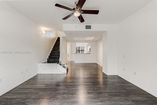 8900 NE 8th Avenue 1107, Miami, FL 33138