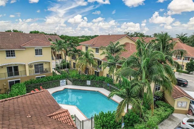 8900 NE 8th Avenue 1107, Miami, FL 33138