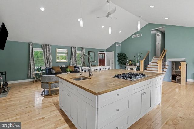 7317 DEVONSHIRE HEIGHTS RD, Harrisburg, PA 17111