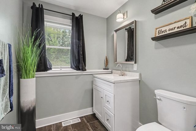7317 DEVONSHIRE HEIGHTS RD, Harrisburg, PA 17111