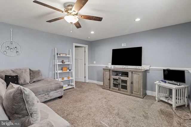 7317 DEVONSHIRE HEIGHTS RD, Harrisburg, PA 17111