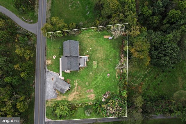 7317 DEVONSHIRE HEIGHTS RD, Harrisburg, PA 17111