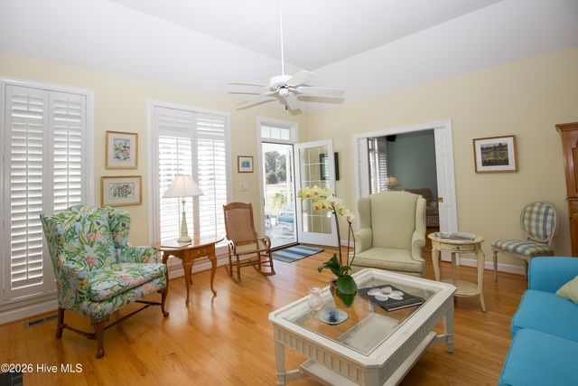 332 Magnolia Circle, Southern Pines, NC 28387