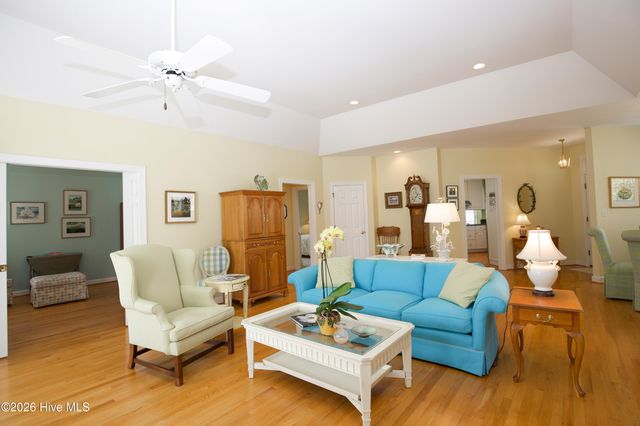 332 Magnolia Circle, Southern Pines, NC 28387