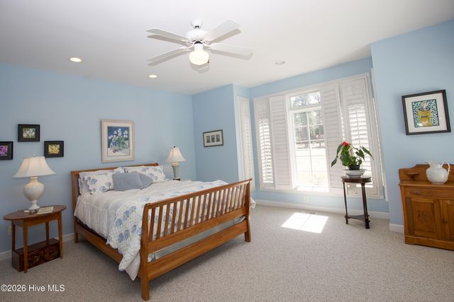 332 Magnolia Circle, Southern Pines, NC 28387