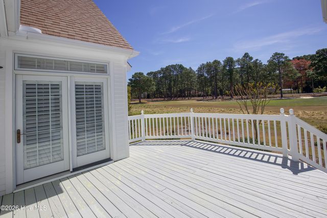 332 Magnolia Circle, Southern Pines, NC 28387